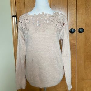 Stellah blush cut out sweater